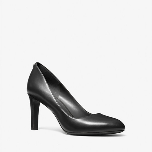 Michael Kors Shoes - Michael Kors Women’s Chantal Flex Leather Pump Black Heel Shoes Size 9.5